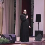 Благочинный Михайловского второго округа иерей Александр Рунов был приглашён на «Встречу поколений», организатором которой выступил Дом детского творчества