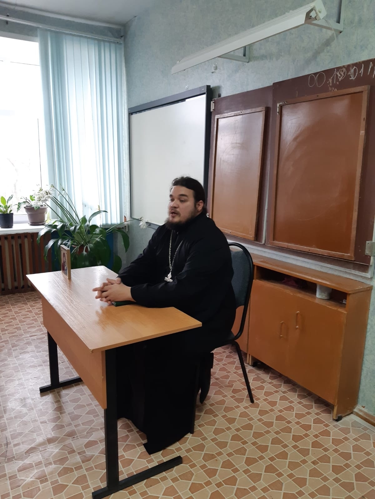 5-pIuW6yx1Ra6-BdPbWvZt0w0AAddg8ert_IlgbY_Vb7Xp3oxbbh8cuYOVStiZrQJ-DAdqC1tpfhBTEP