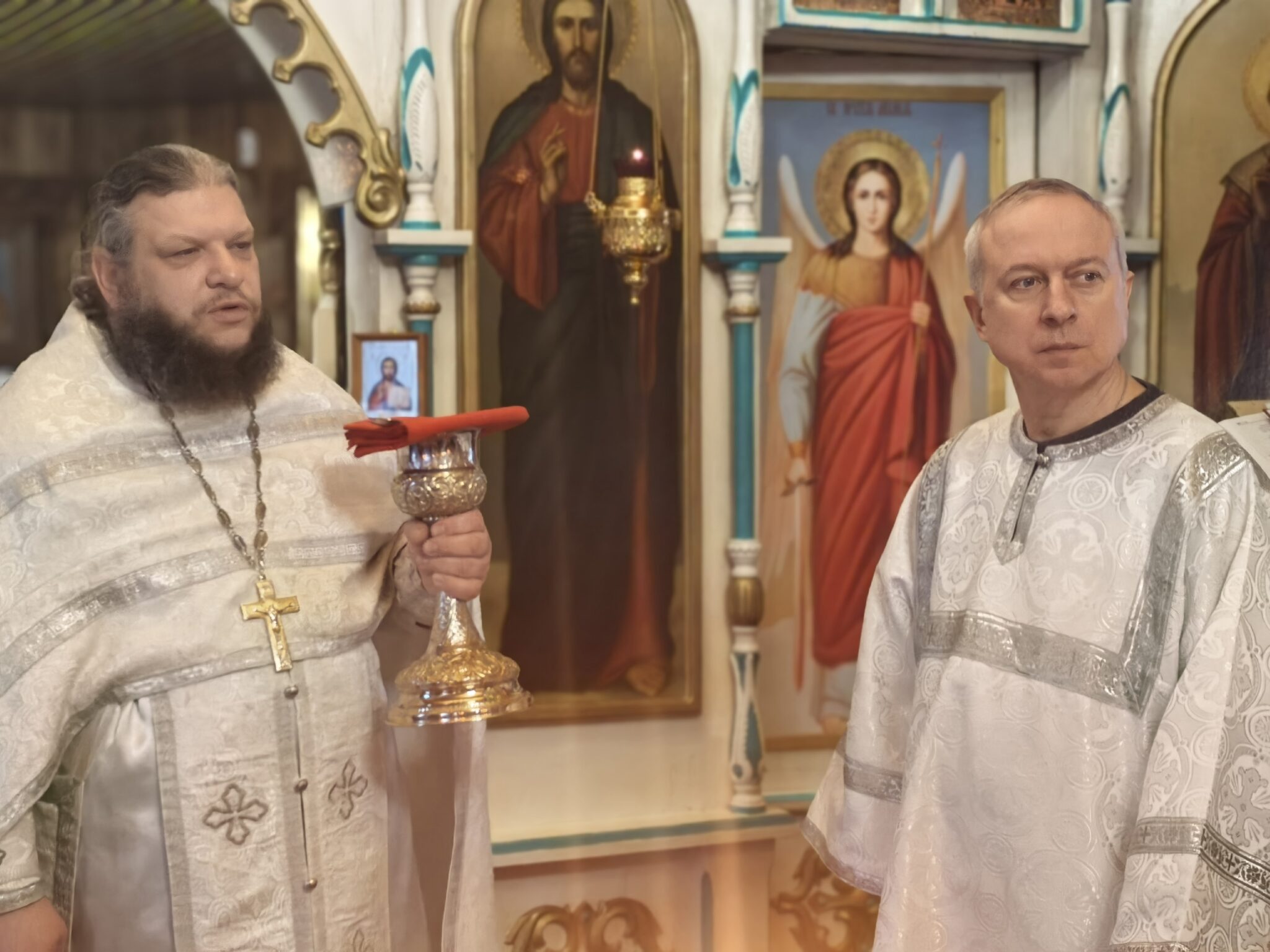 4-Br-2nf6gbgNRn27wVsRxemxdBT9UDZxY6bUN806A5ZtWDCsnUh371_70uPkuU0mzJdgk2ZjuReq4Kr