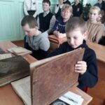 Тематическую встречу, посвящённую Дню православной книги в Слободской СОШ провёл протоиерей Николай Сухов
